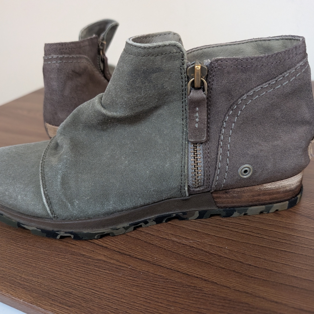 Green and Brown Ankle Boots with Camo Sole